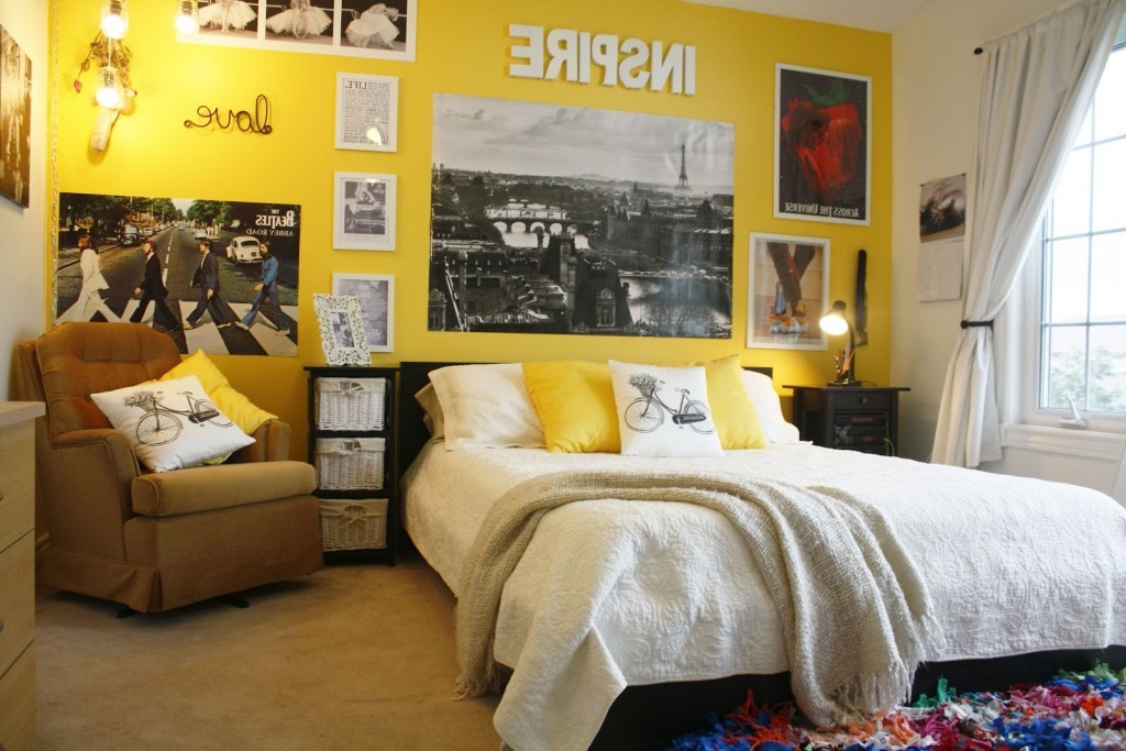 Coral glamour for your home decoration in winter