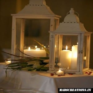 candles-and-lamp-for-romance